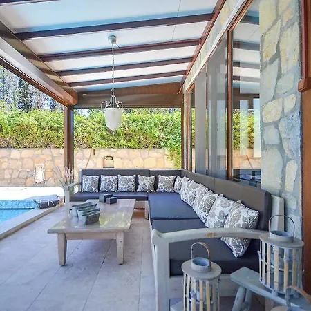 Damla Villa *